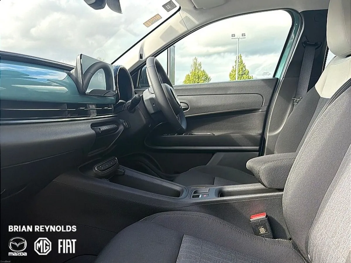 Fiat 600 ICON 1.2 110HP Hybrid eDCT-6 - Image 6