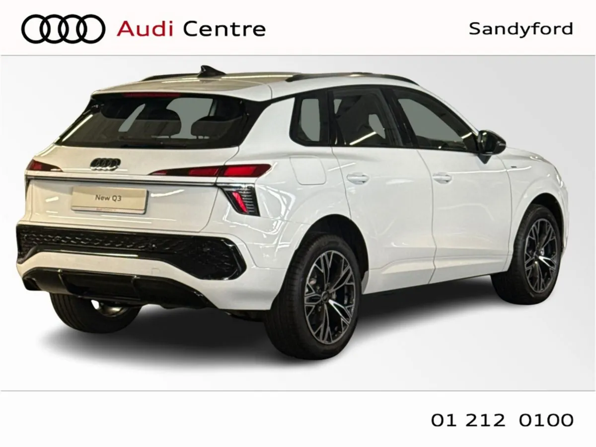 Audi Q3 E-HYBRID 270HP S-T S LINE - Image 3