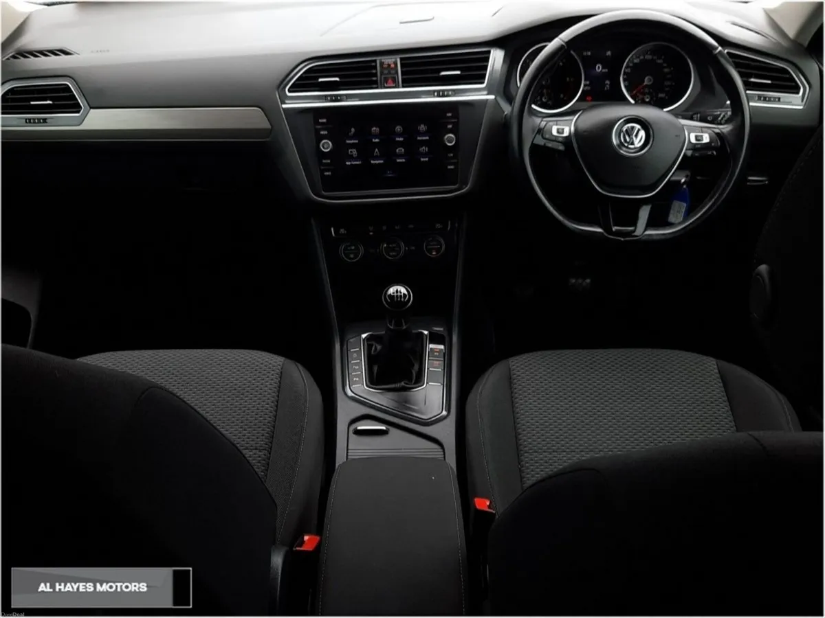 Volkswagen Tiguan **LOW MILEAGE**7 SEATER**2.0 TDI - Image 2