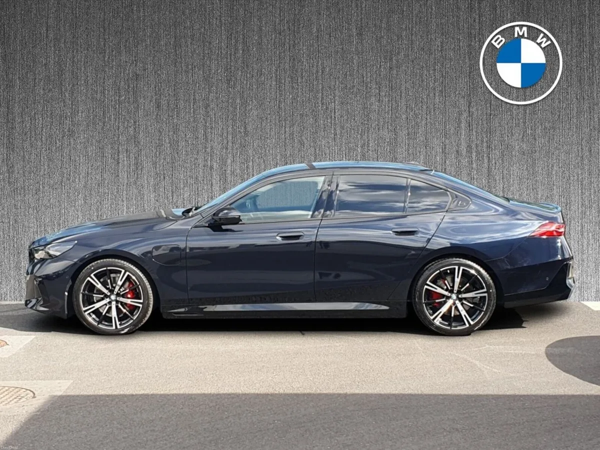BMW 5-Series 530e M Sport Pro Saloon - Image 3