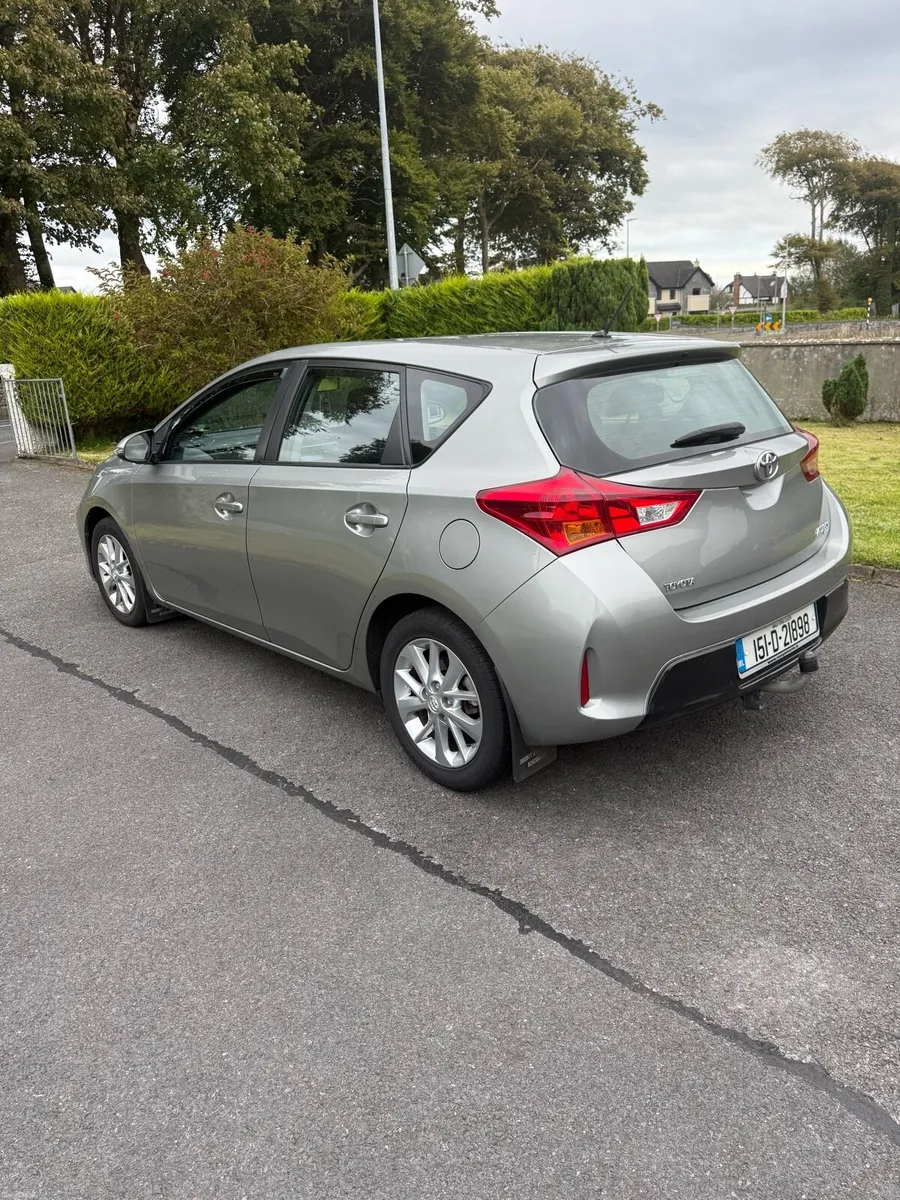 2015 Toyota auris for sale - Image 3
