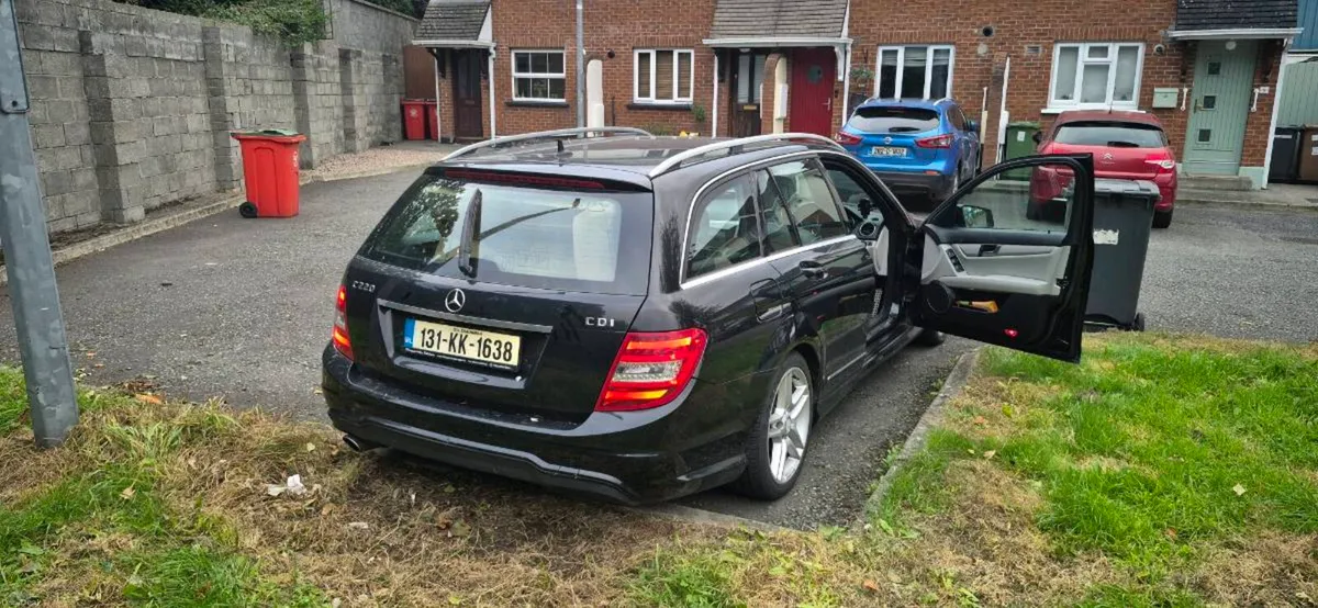 Mercedes c 220 - Image 2