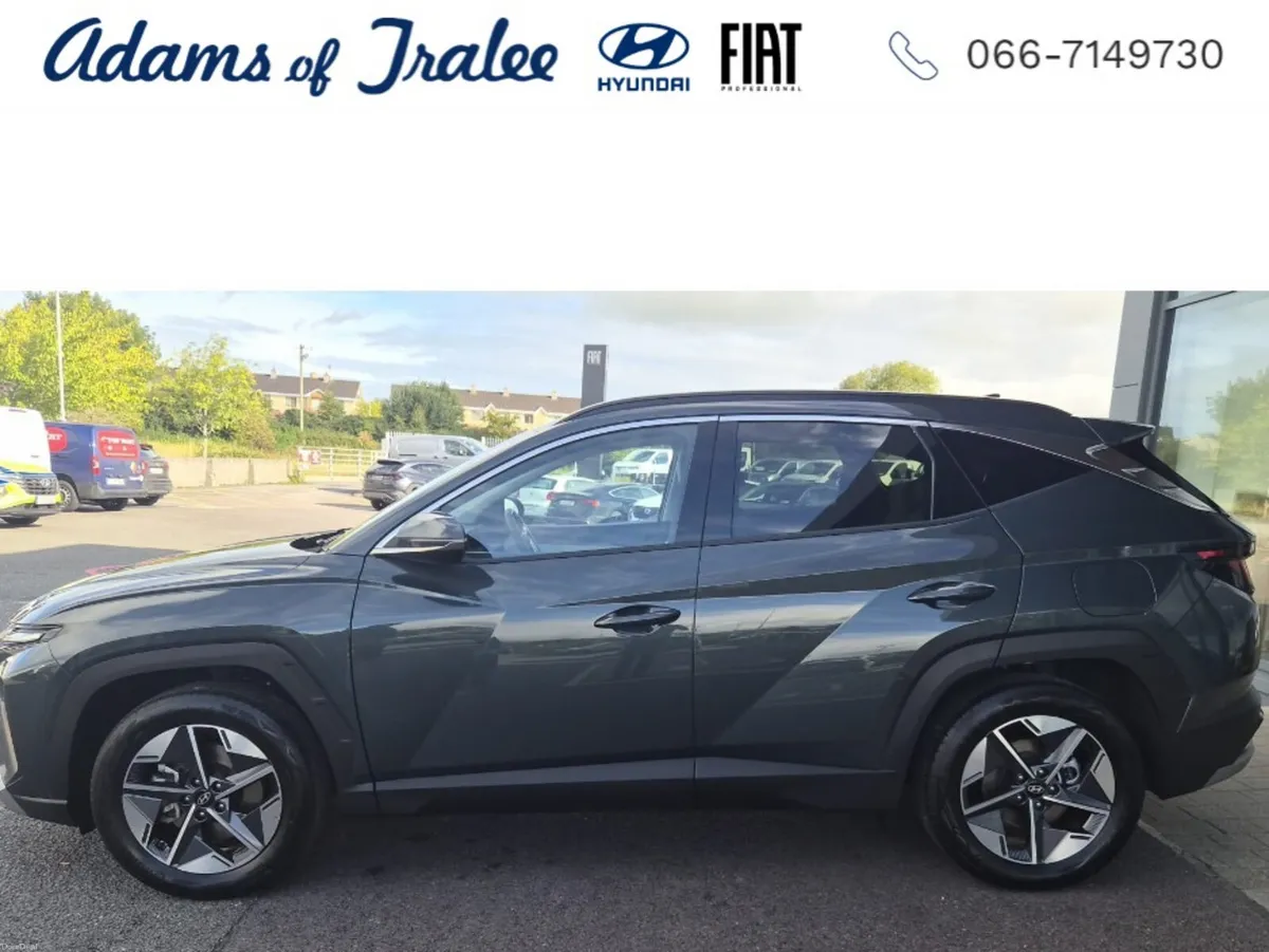 Hyundai Tucson EXECUTIVE MHEV 5DR - Image 2