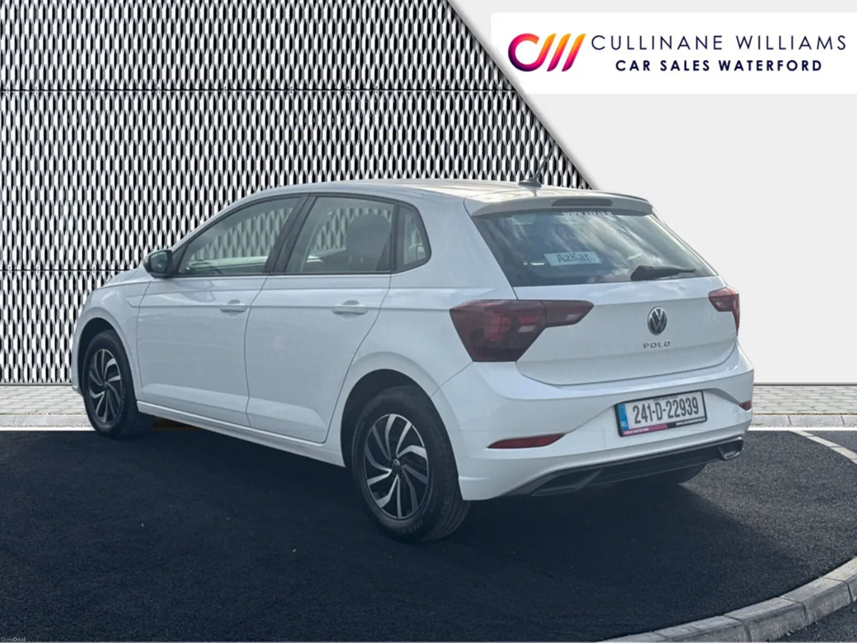 Volkswagen Polo 2024 LIFE EDITION 1.0 PETROL 95BHP - Image 6