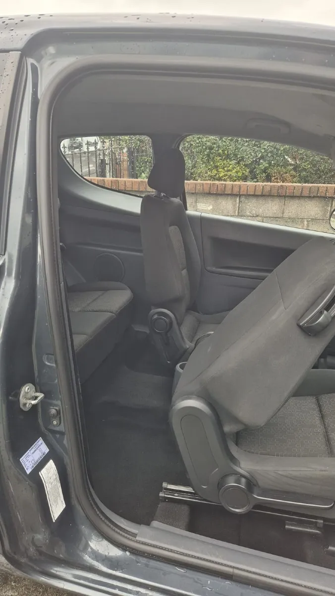 Mitsubishi Colt 2010 - Image 2