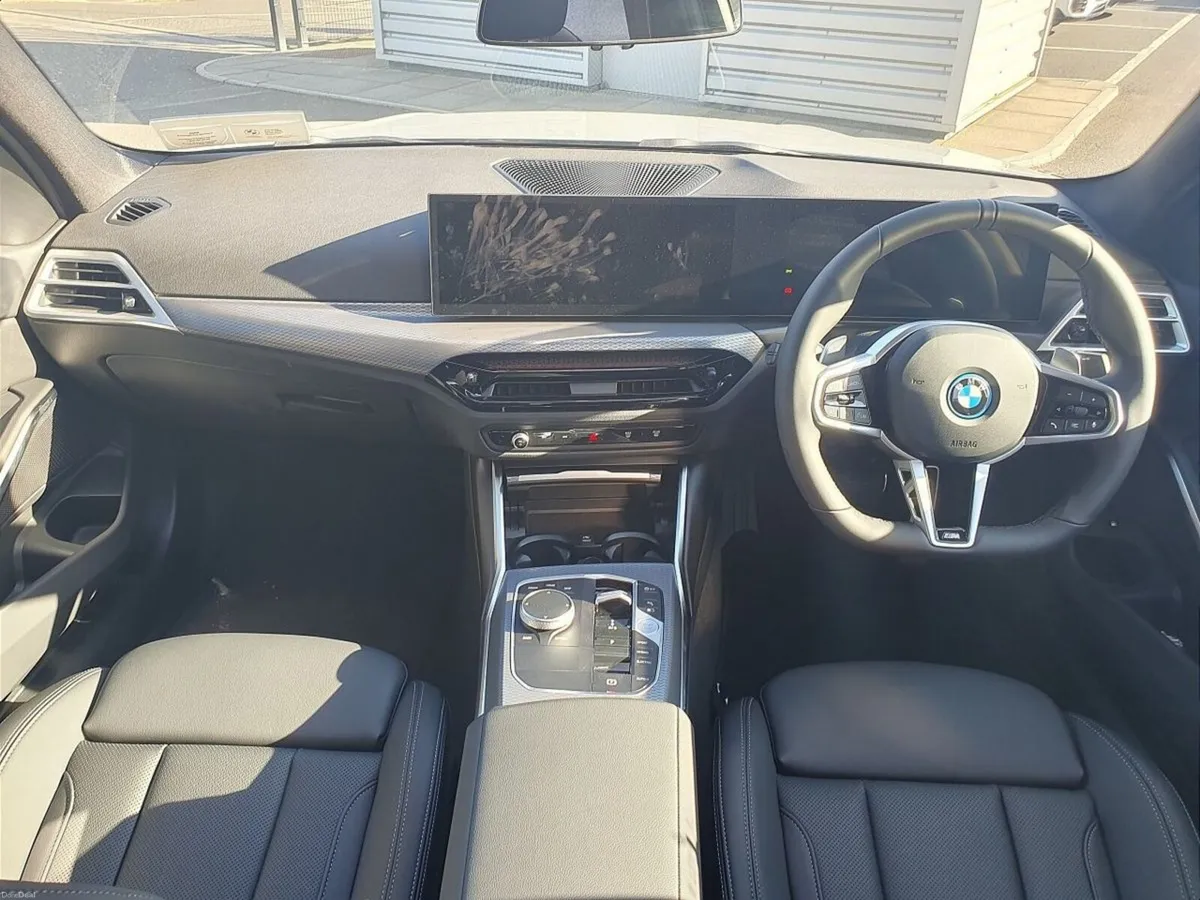 BMW 3-Series 330e M Sport Saloon - Image 4
