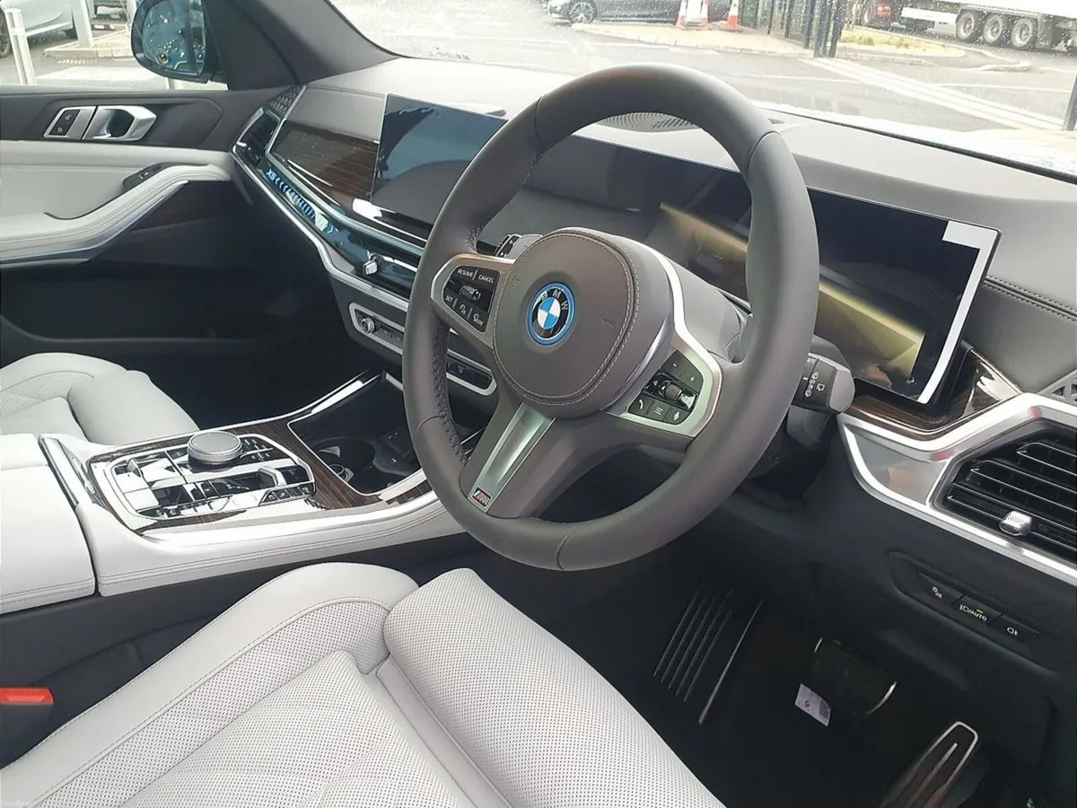 BMW X5 xDrive50e M Sport - Image 6