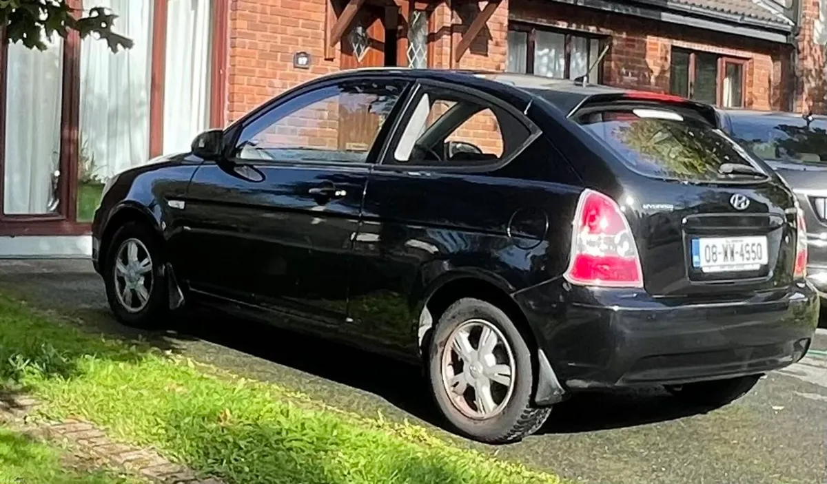 Car - Image 5