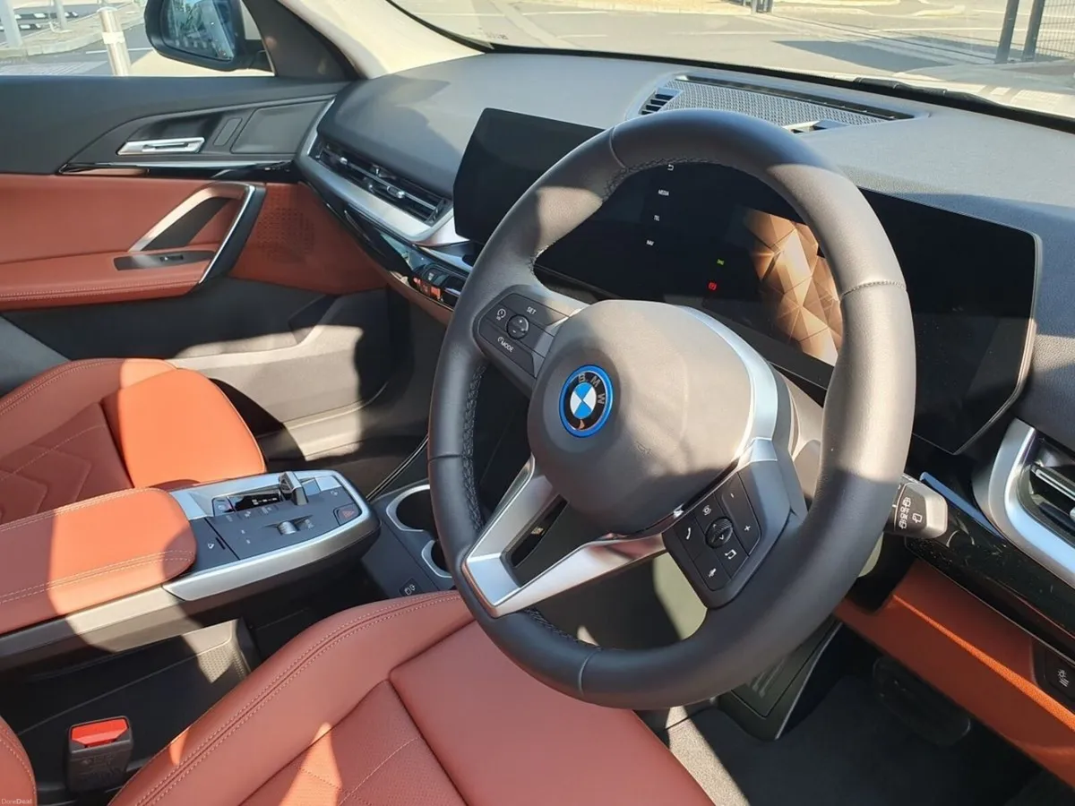 BMW iX1 eDrive20 Sport - Image 6