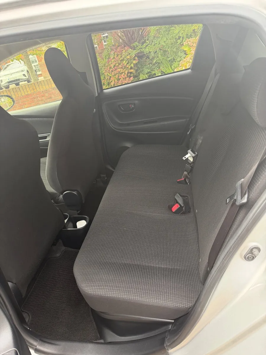 Toyota Vitz 2017 self charging hybrid - Image 6