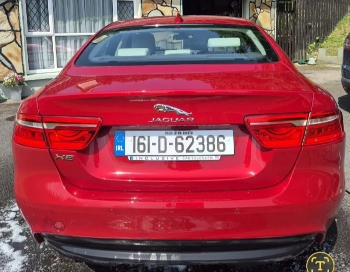 Jaguar XE 2016 - Image 6
