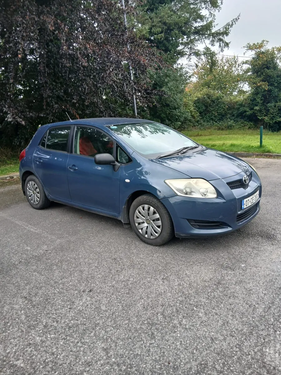 Toyota auris 1.4L petrol - Image 2