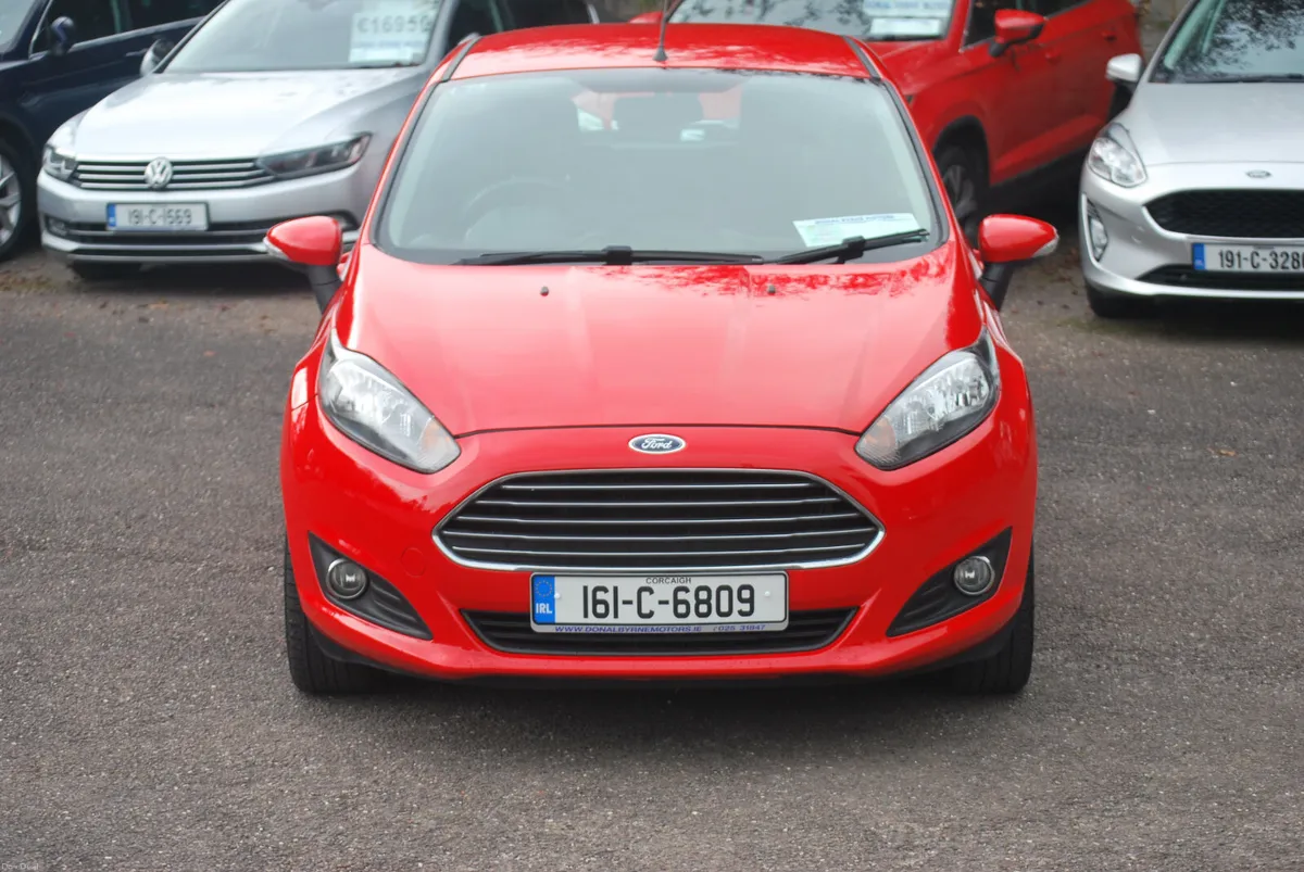 Ford Fiesta 2016 Zetec 1.25  5 Door - Image 2