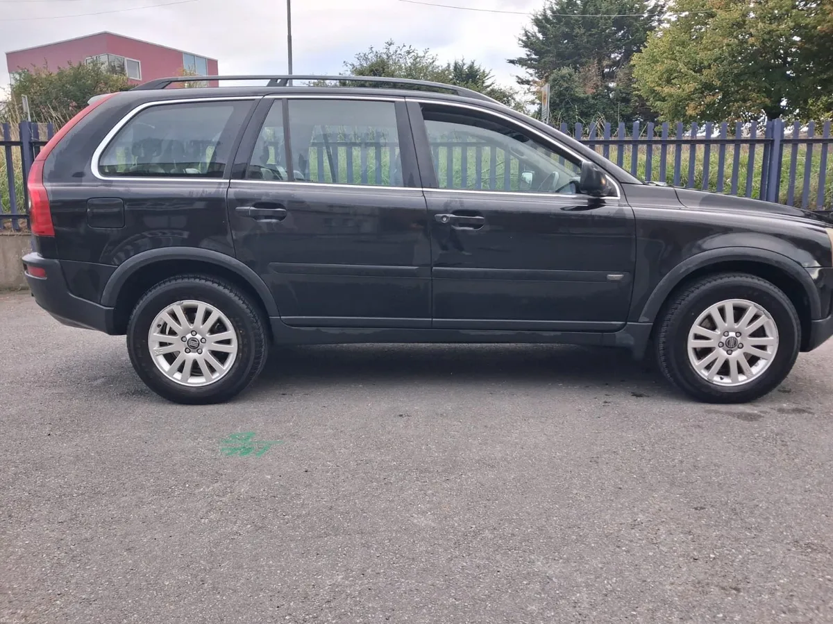 Volvo xc90 7 seats - Image 2