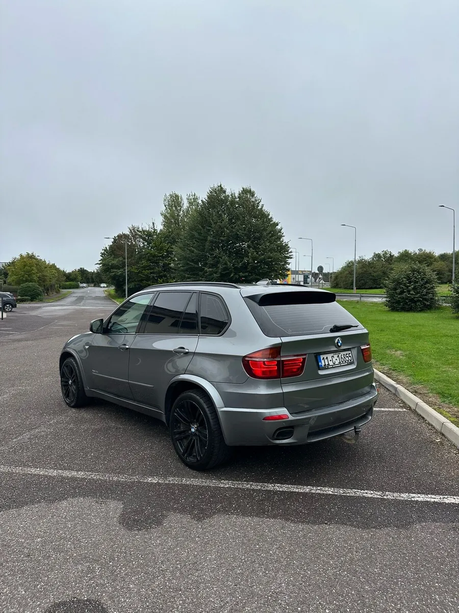 Bmw x5 40d Crew Cab - Image 3