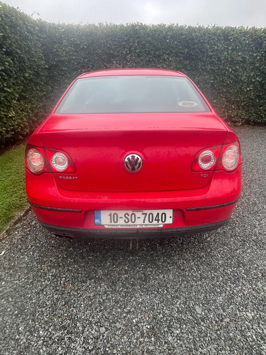 1.9 diesel 2010 Passat - Image 2