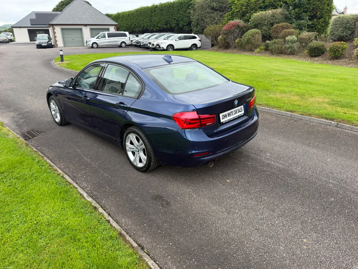 BMW 3-Series sport - Image 3