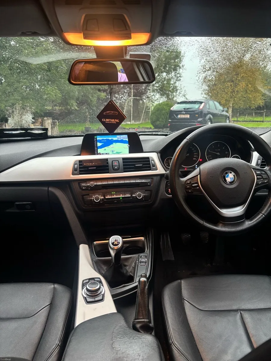 BMW 316D - Image 3