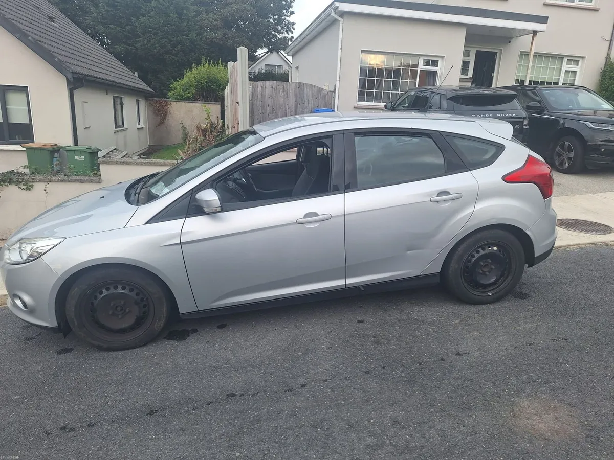 Ford Focus 2013 - Image 4