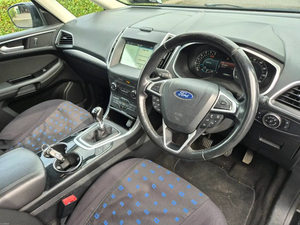 Ford Galaxy 7 seater - Image 5