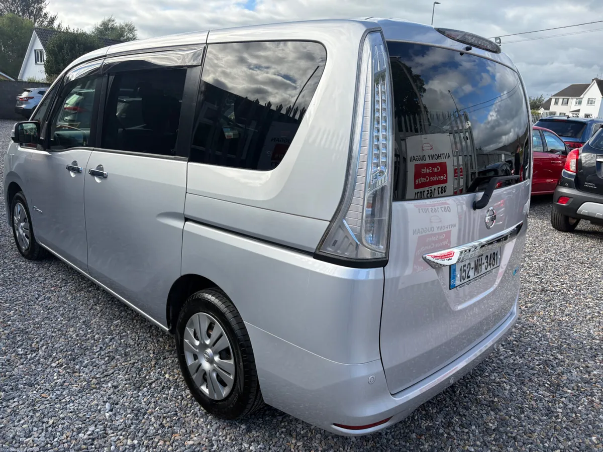 152 Nissan Serena 8 seater 2.0 Automatic - Image 5