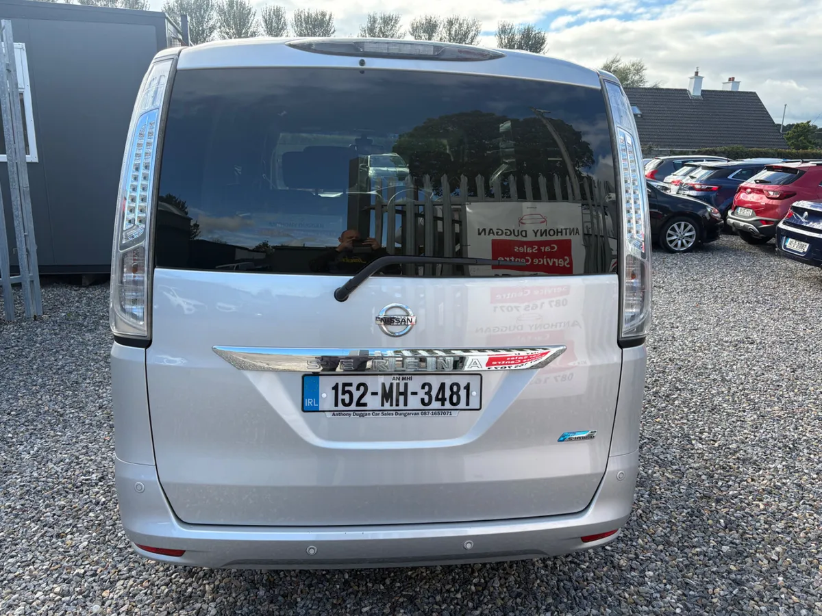 152 Nissan Serena 8 seater 2.0 Automatic - Image 4