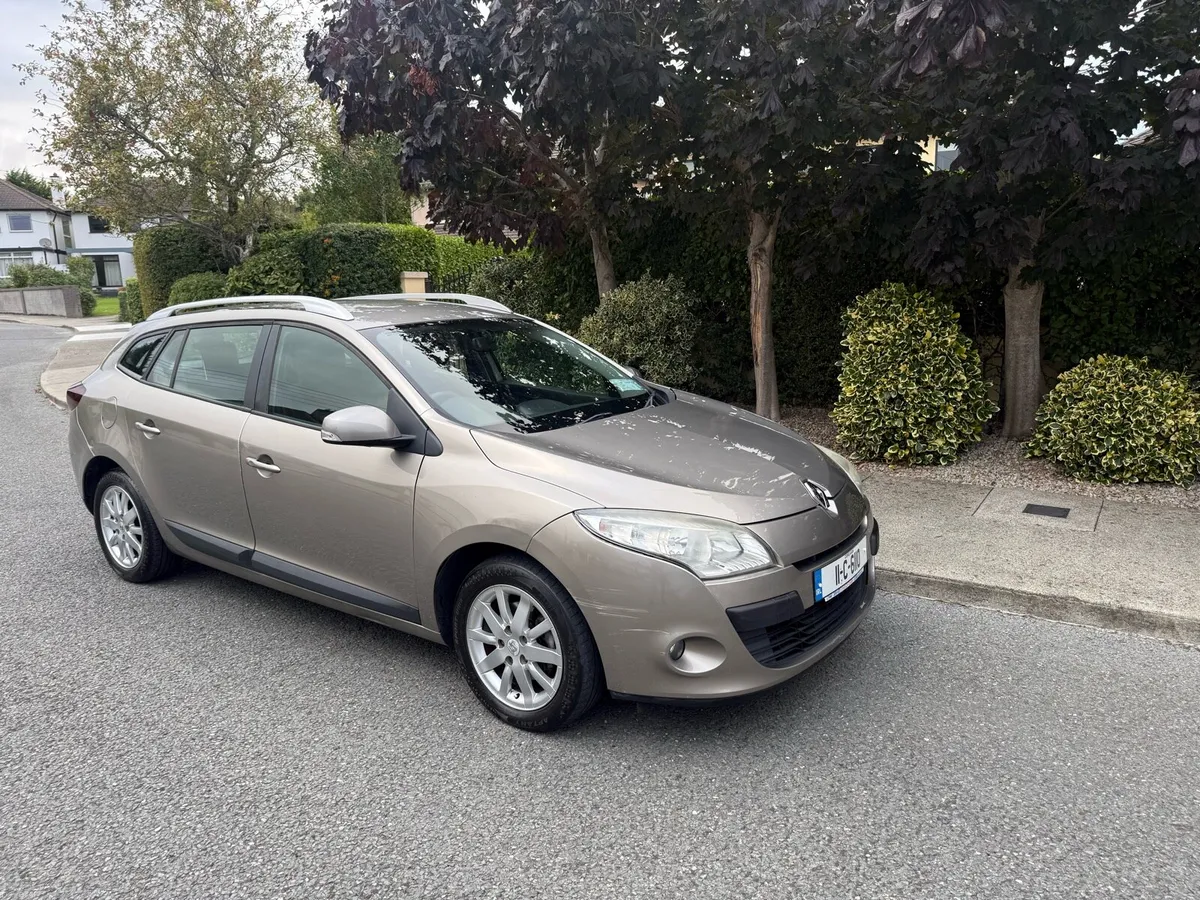 Renault Megan diesel NCT 7/27 tax 10/26 low km - Image 1
