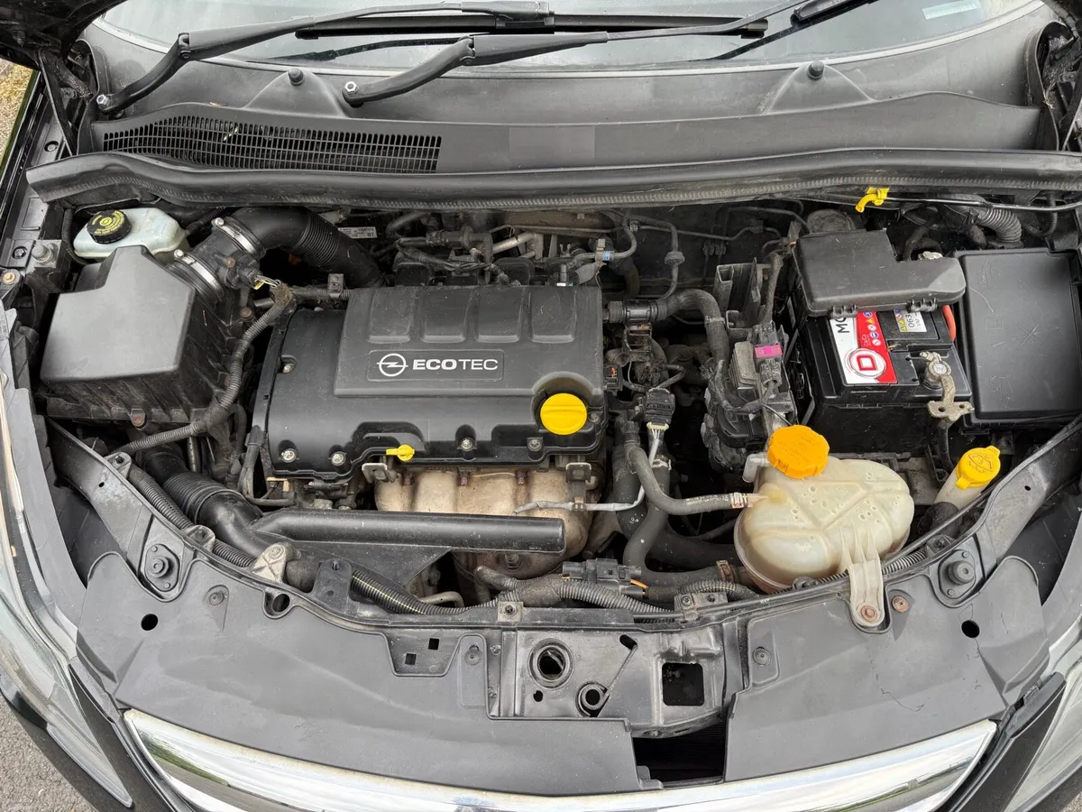 14 corsa NEW NCT HIGH SPEC - Image 6