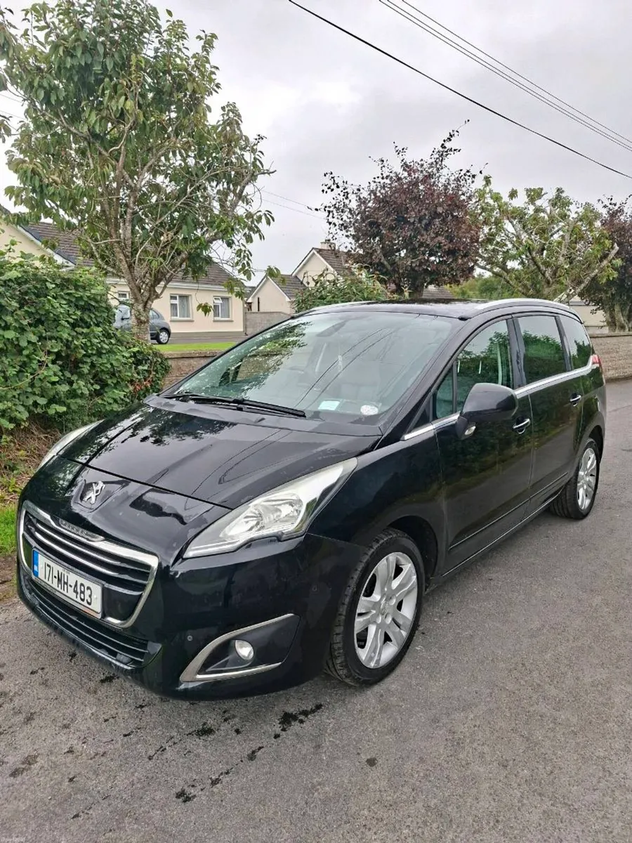 PEUGEOT 5008 2017 ONLY 114KM 7 SEATER - Image 1