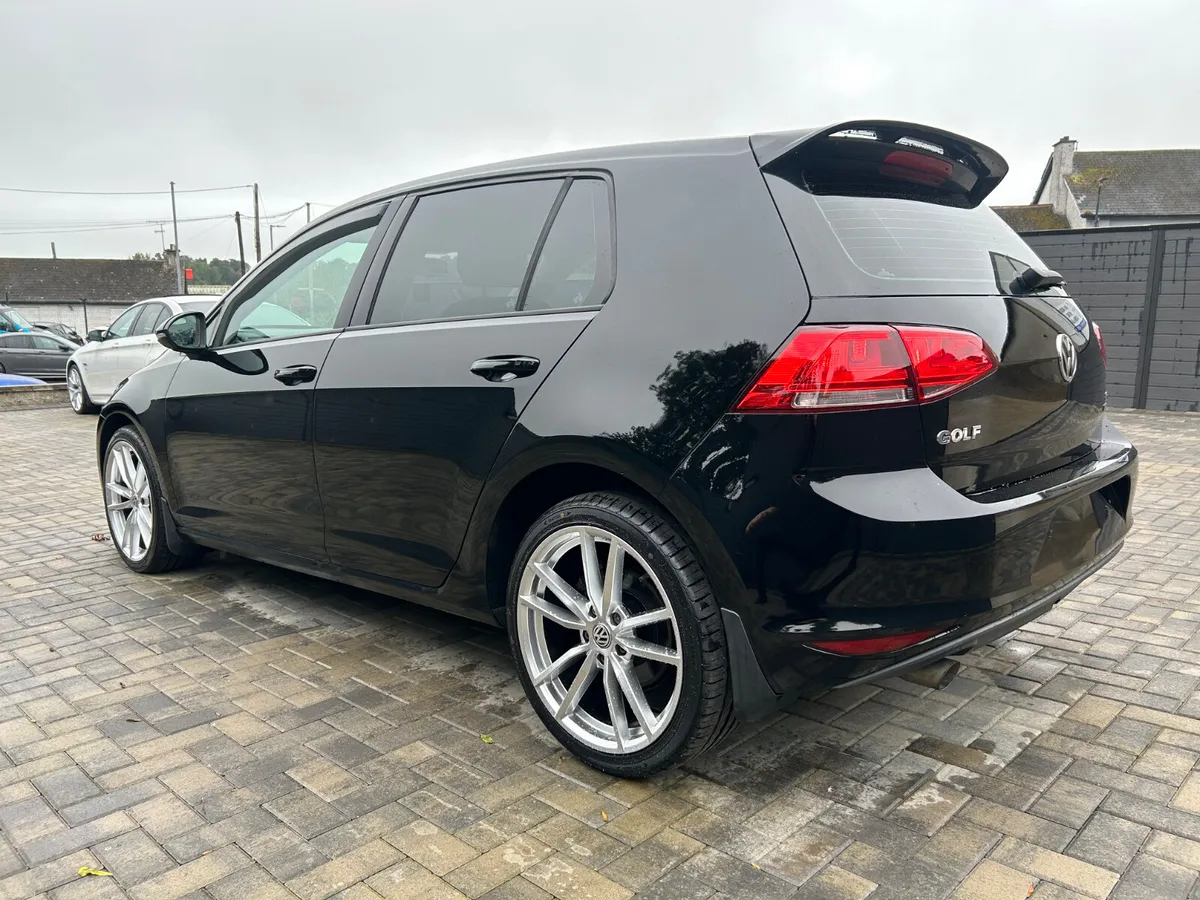132 VOLKSWAGEN GOLF MATCH 1.6TDI BLUEMOTION 105BHP - Image 5