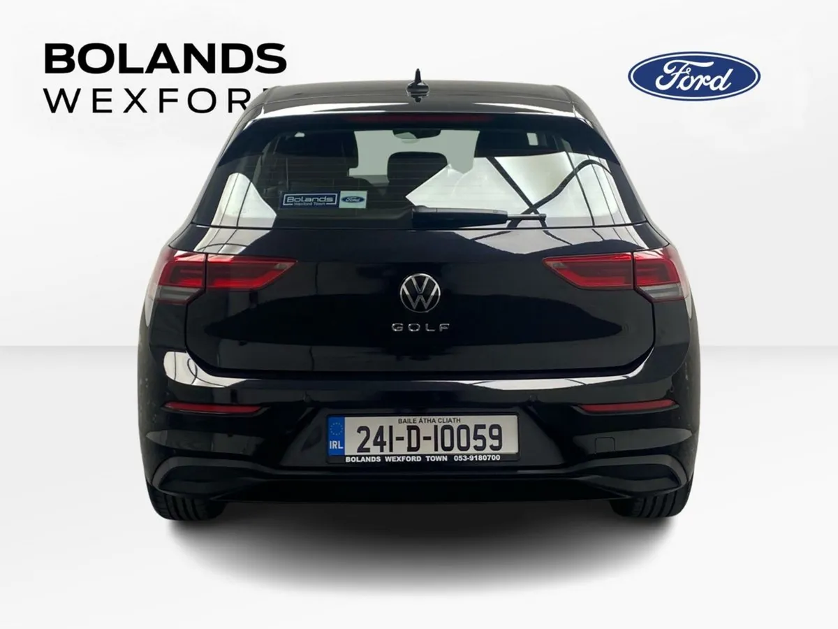 Volkswagen Golf 1.0 TSI 110HP Life - Image 3