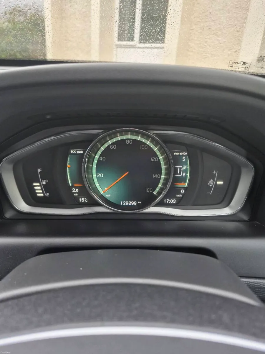 Volvo XC60 2016 only 130000 km - Image 6