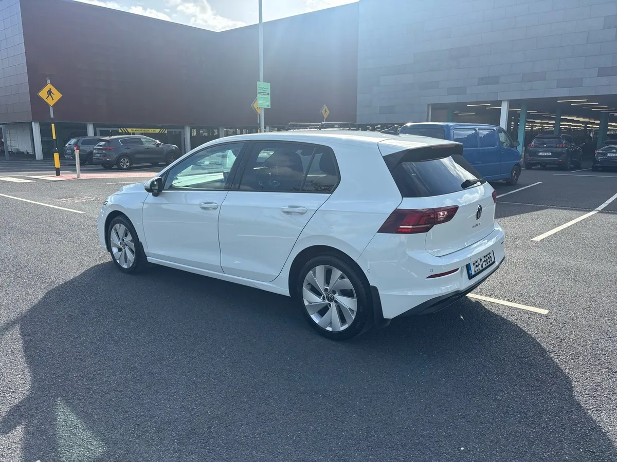 2025 vw golf 2.0 diesel - Image 3