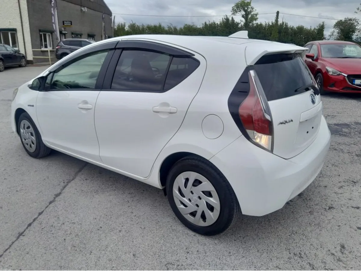 Toyota Aqua S - Image 6