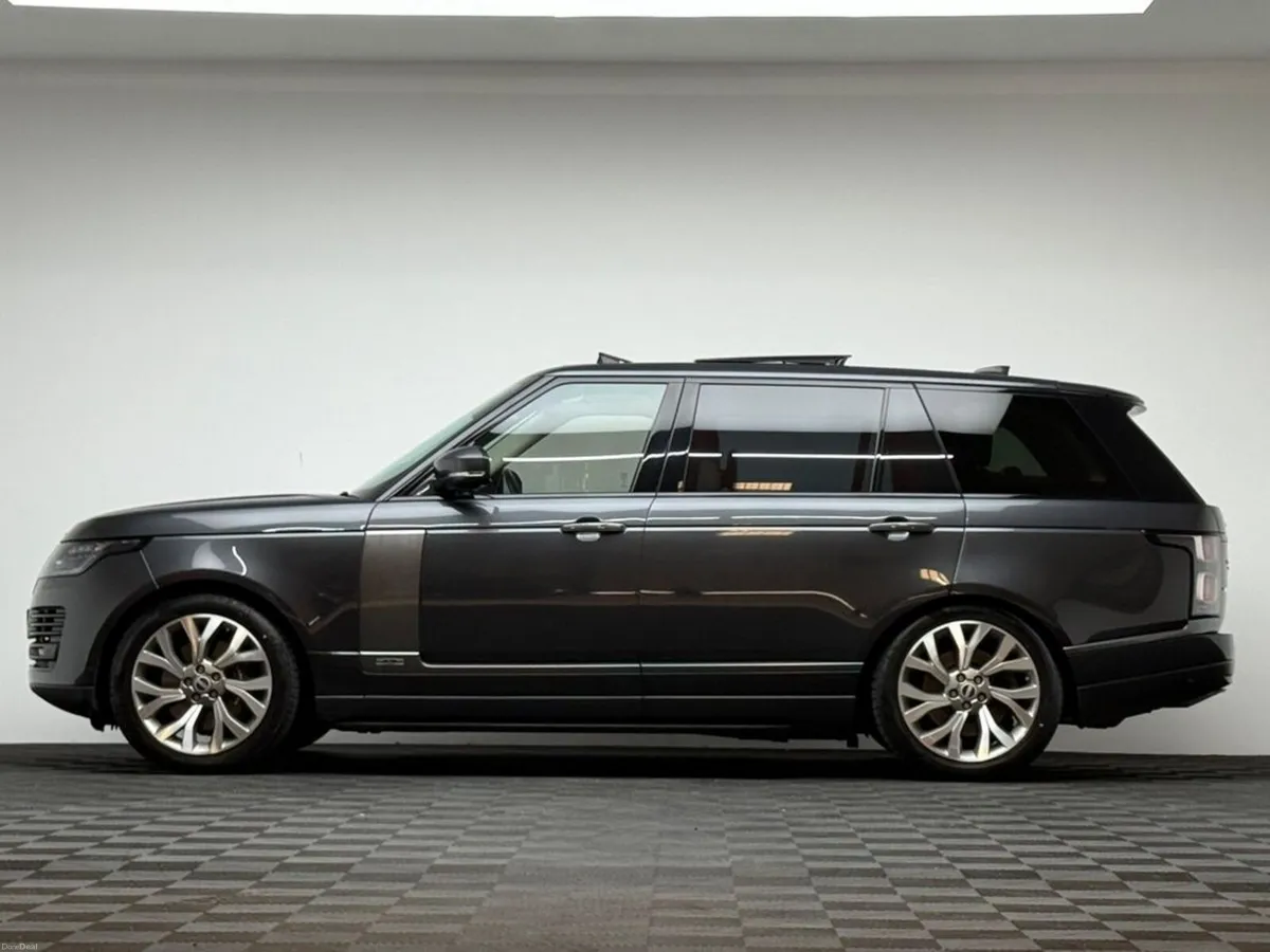 Land Rover Range Rover LWB AUTOBIOGRAPHY P400E - Image 4