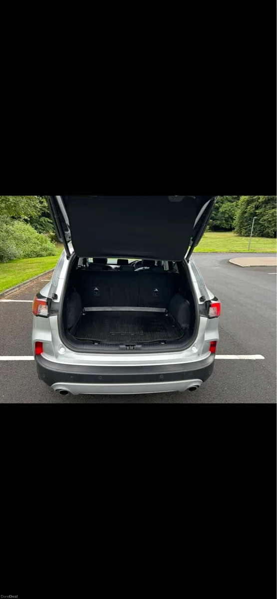 Ford Kuga - Image 4