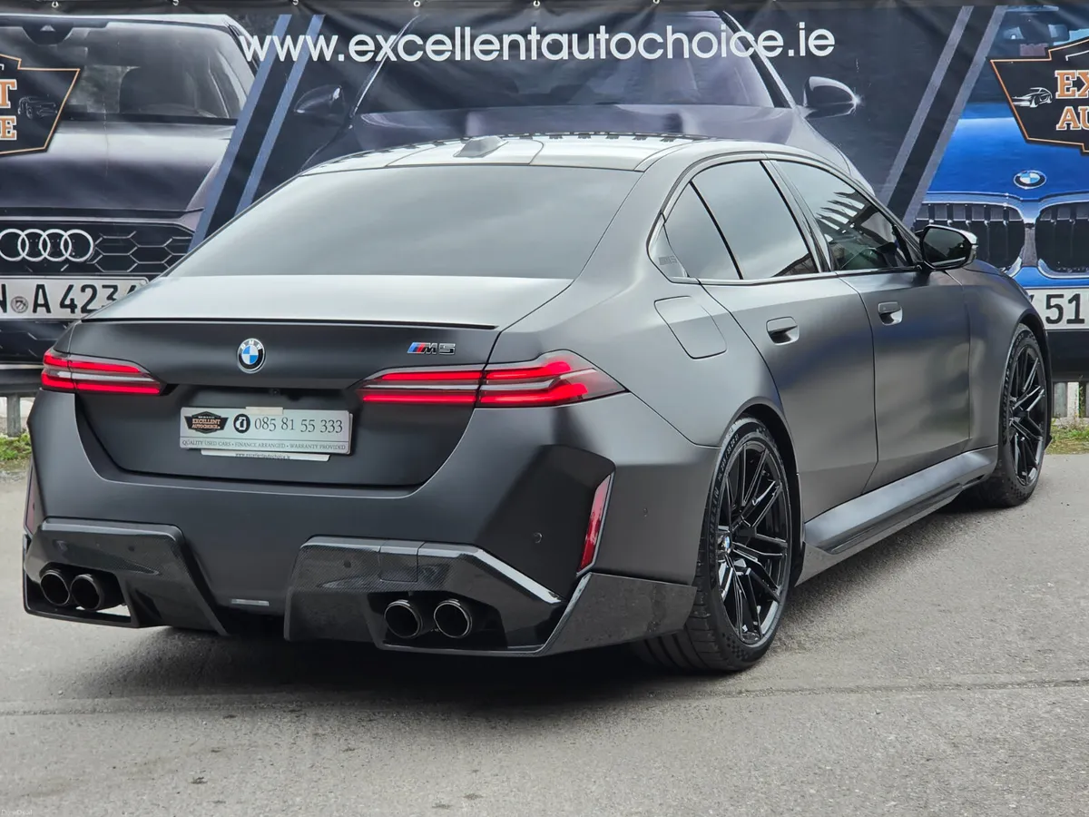 BMW M5 2025 727BHP FROZEN GREY/ORANGE - Image 4