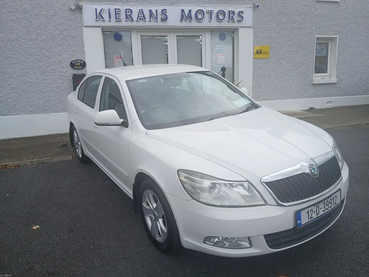 Skoda Octavia 2012 - Image 1