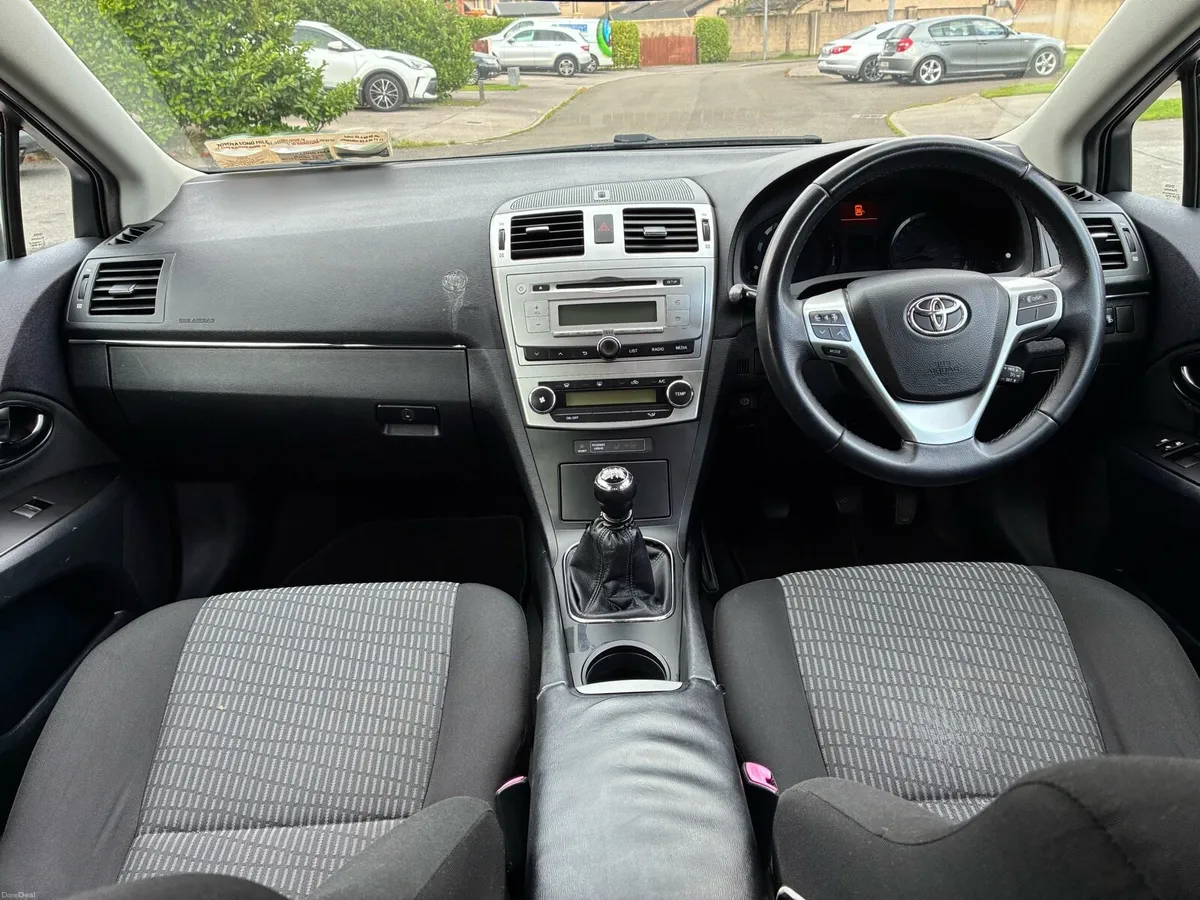 TOYOTA AVENSIS 2.0 D4D 2014 NEW NCT - Image 6