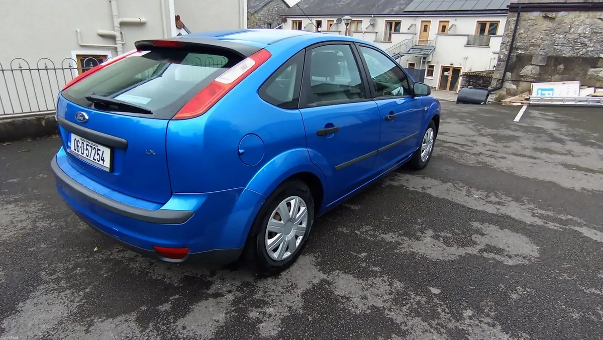 Ford Focus - Image 2