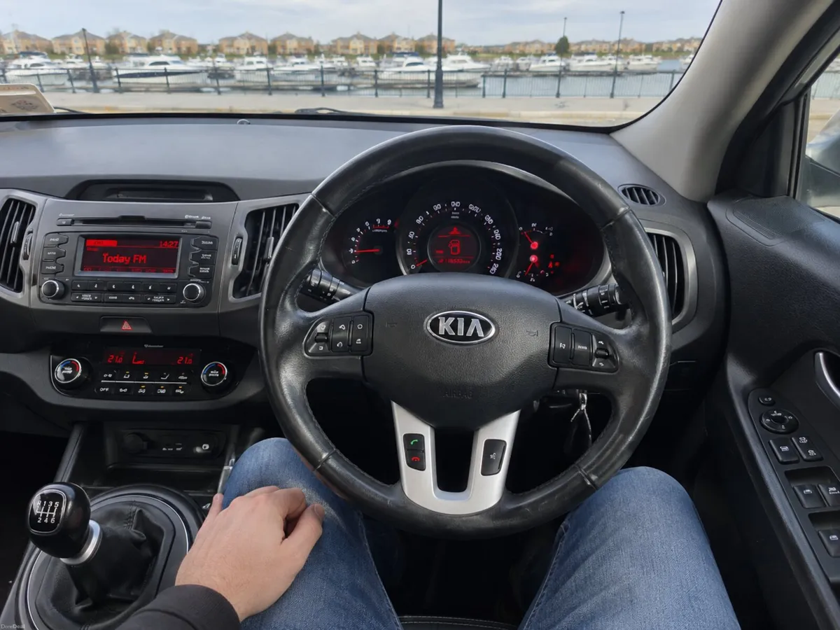 Kia Sportage 2011  High Spec with Long NCT 4750ono - Image 6