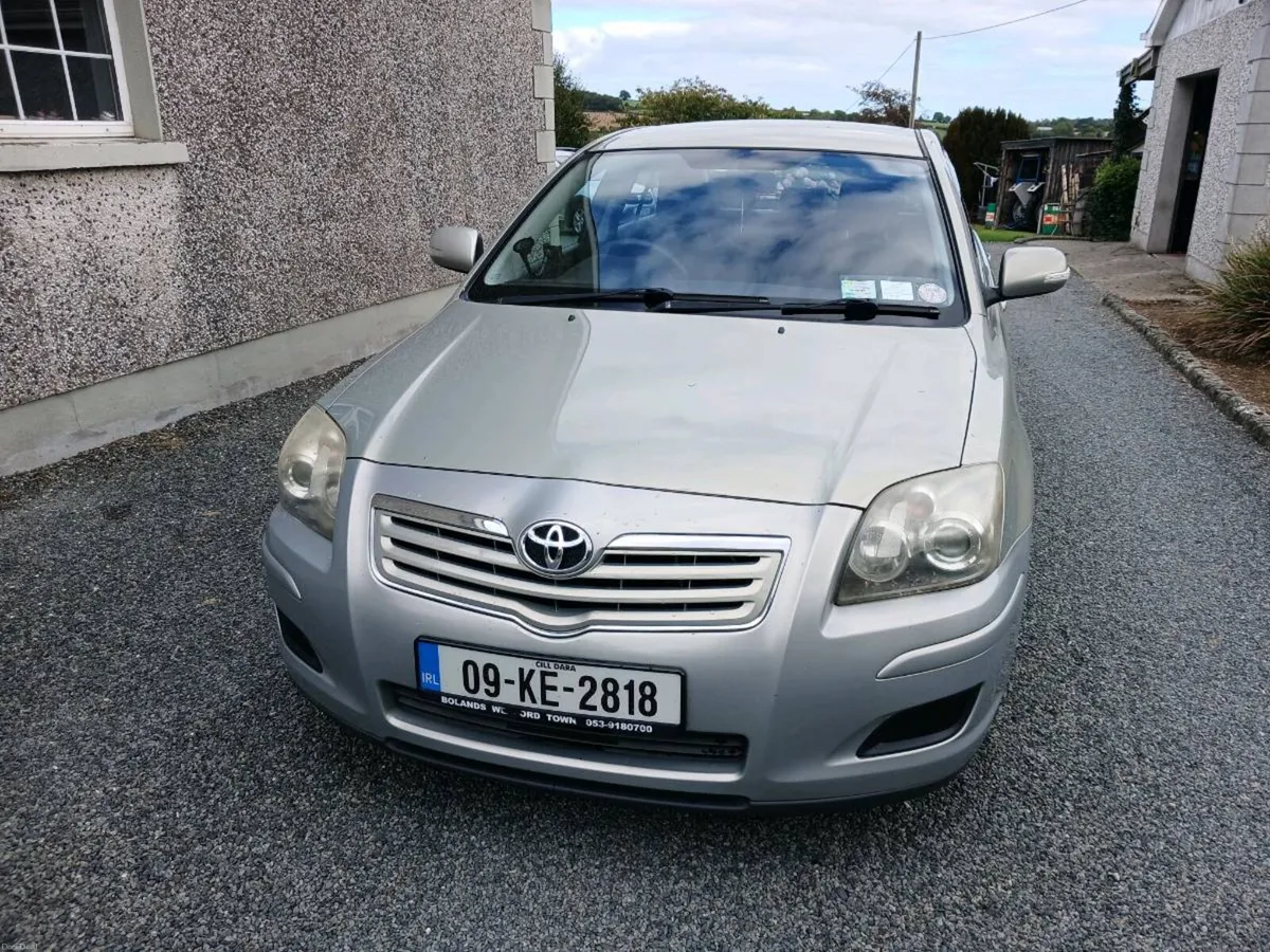 09 Toyota avensis - Image 3