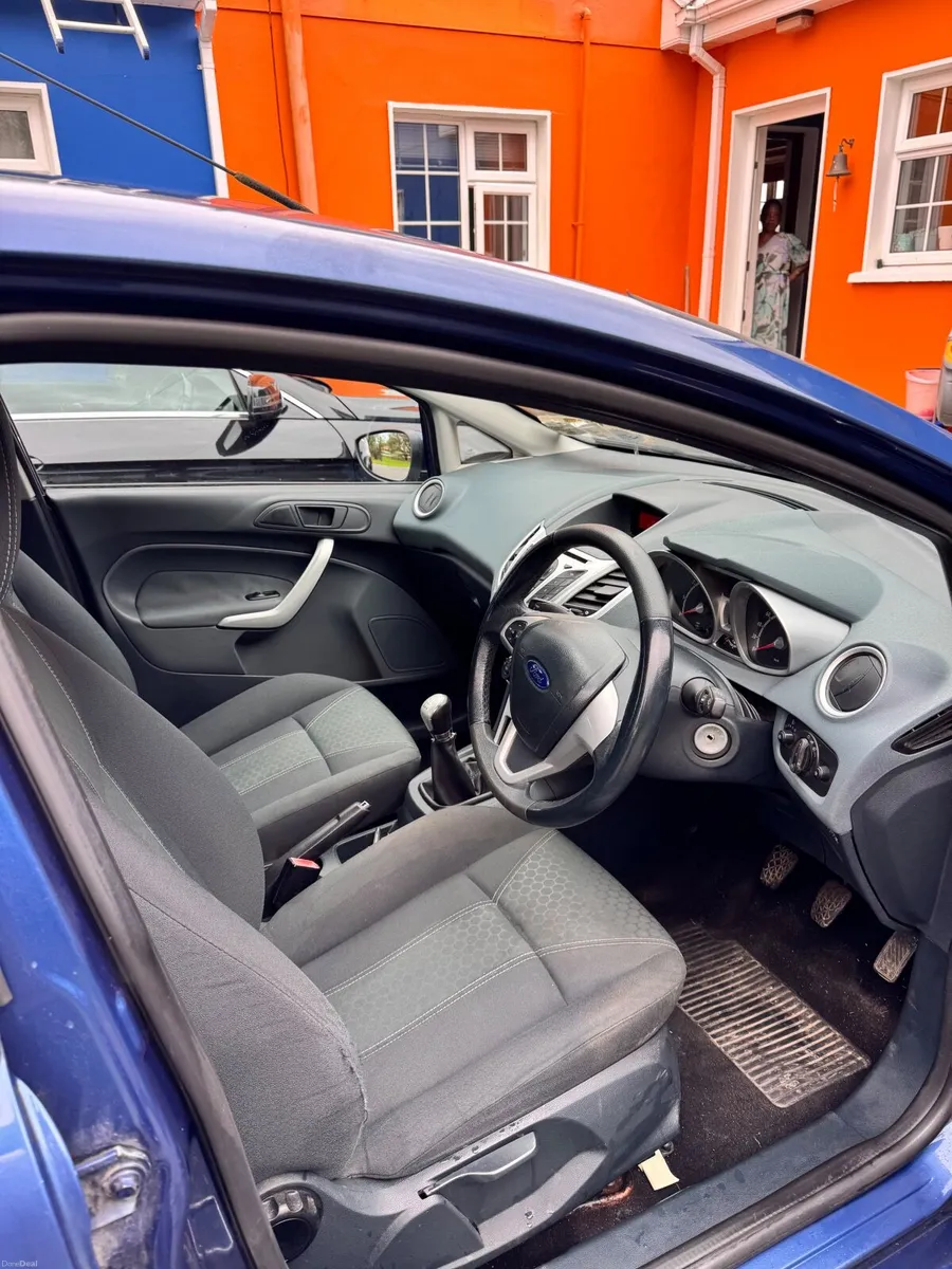 Ford Fiesta 2009 - Image 3