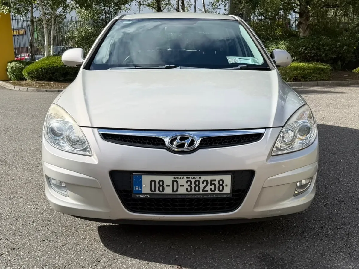 Hyundai i30 1.4 petrol deluxe - Image 4