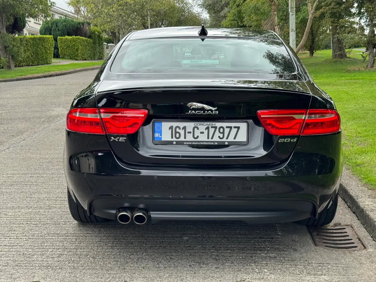 161 Jaguar XE R-Sport 2.0 Auto Black Edition - Image 6