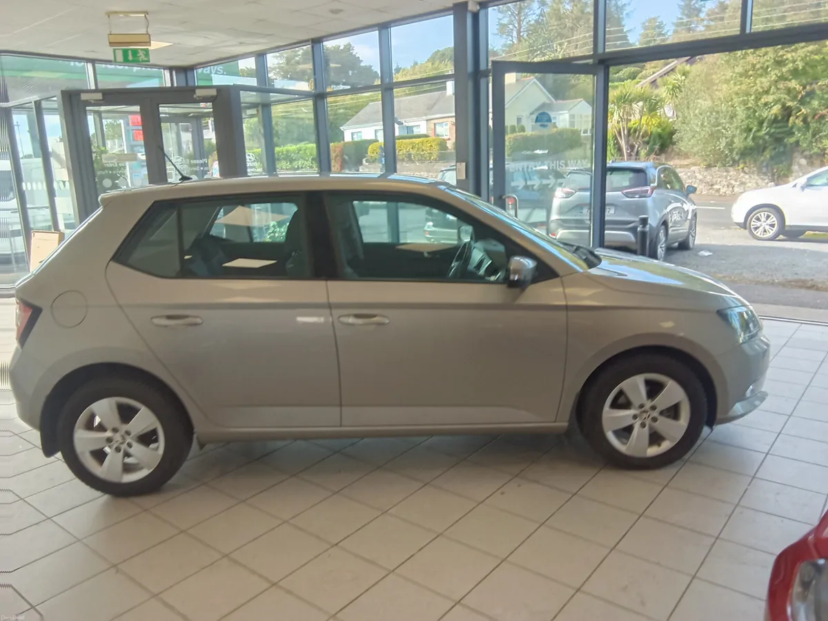 Skoda Fabia 2016 - Image 5