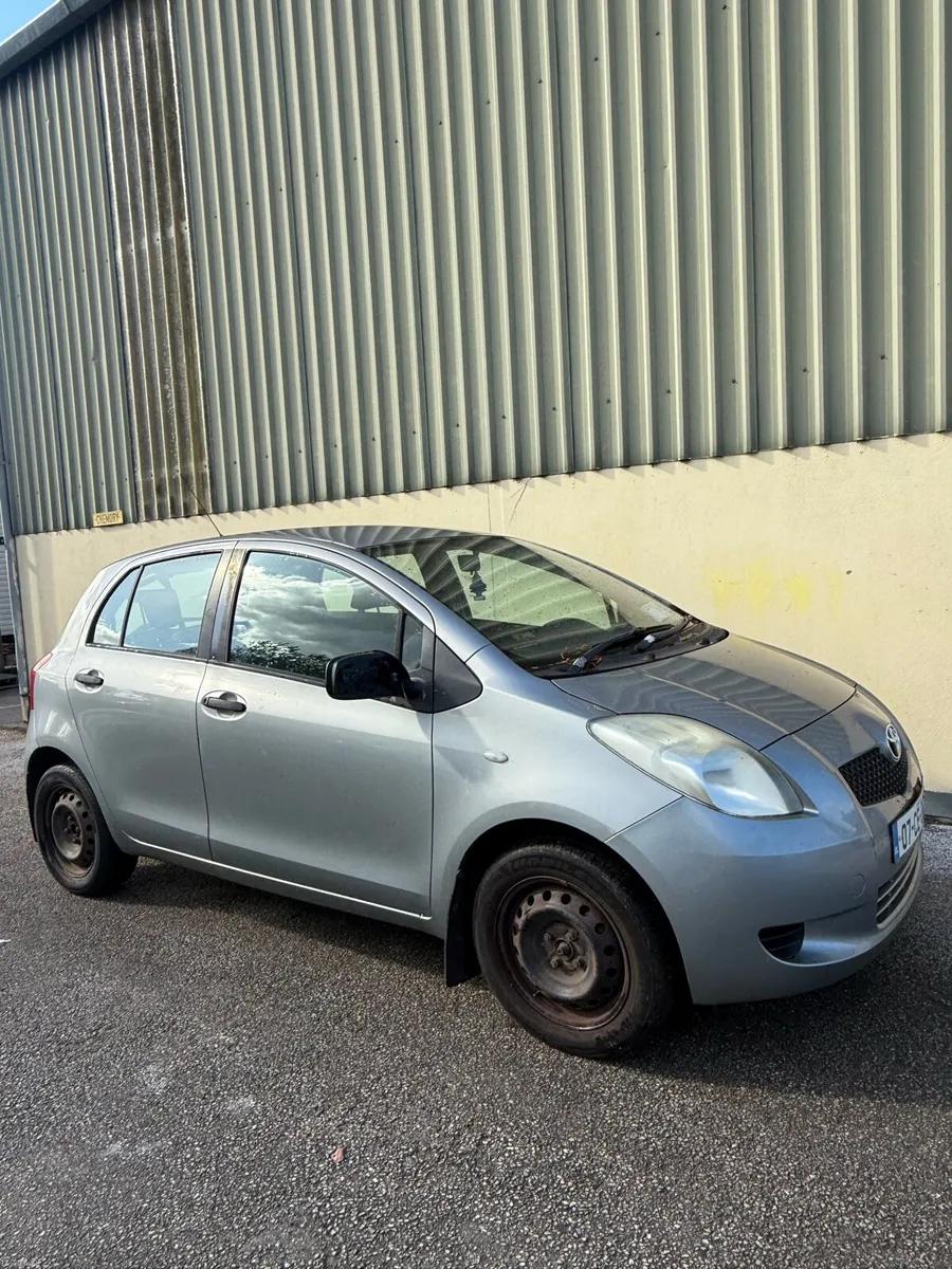 2007 Toyota Yaris Petrol - Image 1