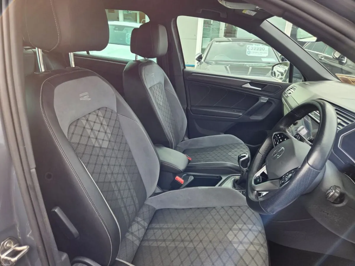 Volkswagen Tiguan R Line 2.0tdi M6F 150HP 5DR - Image 4