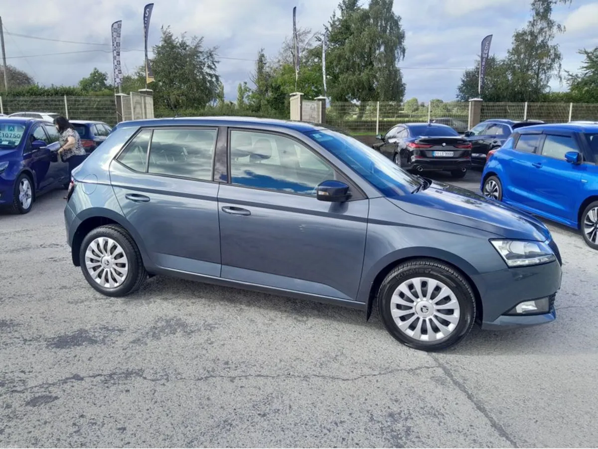 Skoda Fabia AMBITION 1.0 MPI 60HP 4DR - Image 2