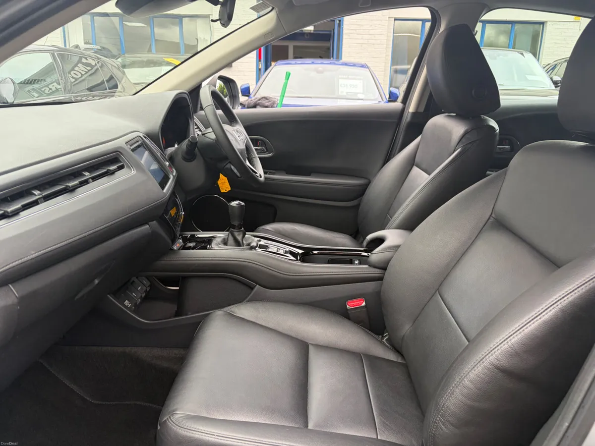 2017 HONDA HR-V 1.5 i-VTEC ES LOW KMS - Image 4